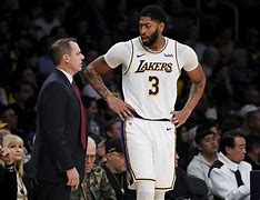 雷速平台-NBA常规赛赛程吃紧，纽约尼克斯国际比赛日扳平良机，话题不断，心理建设被强调的简单介绍